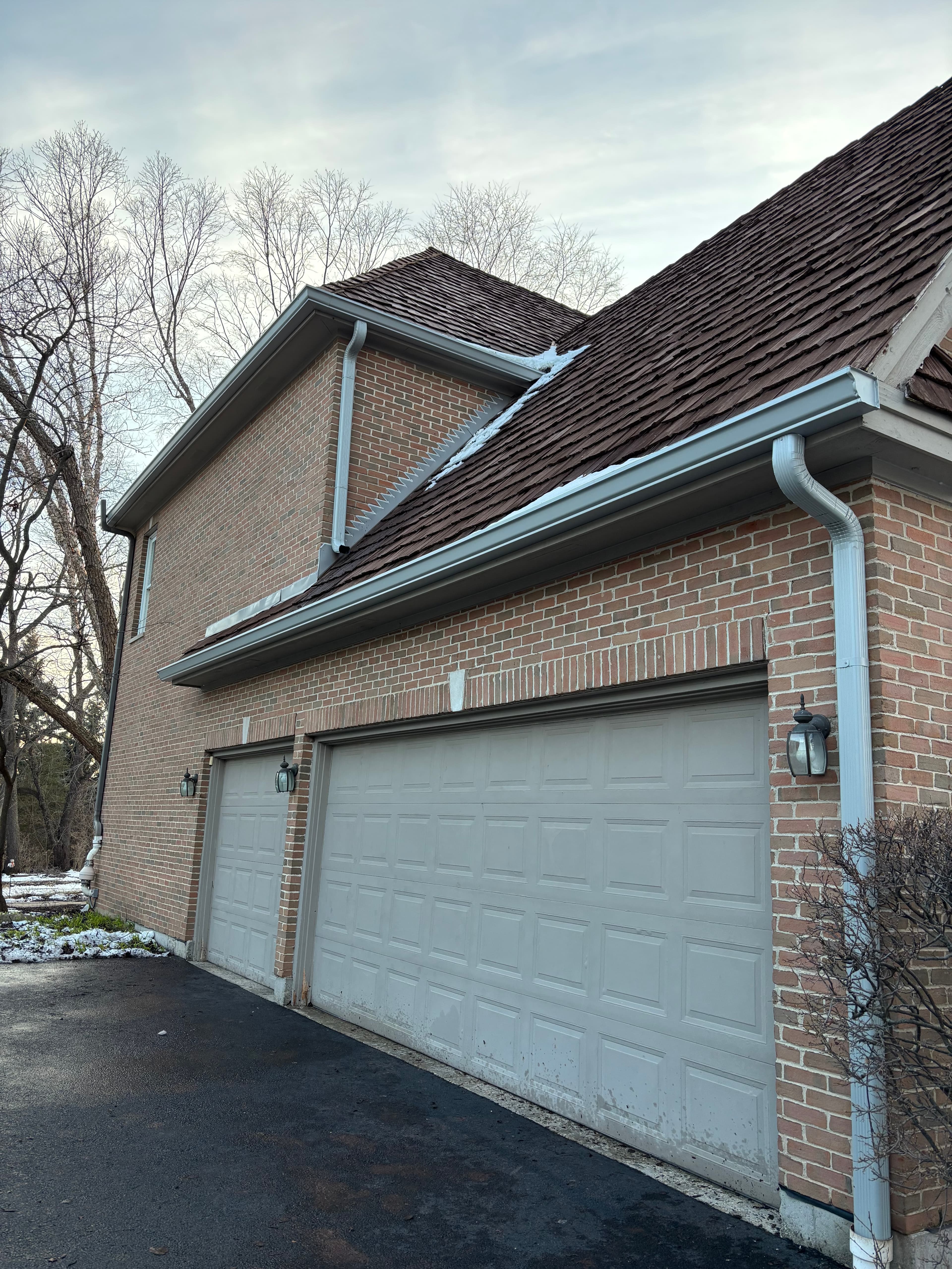 Real Gutters work — job-09