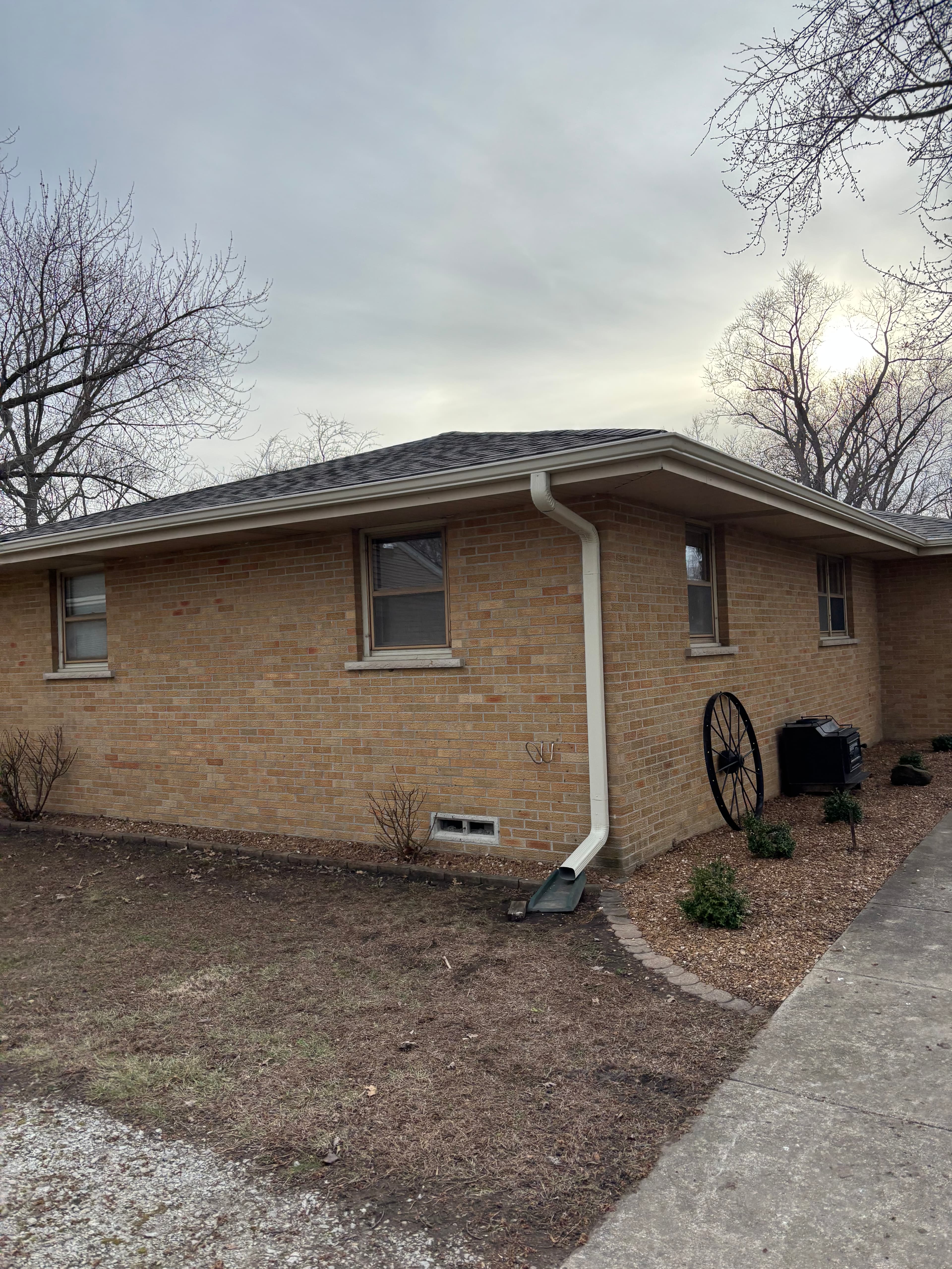 Real Gutters work — job-11