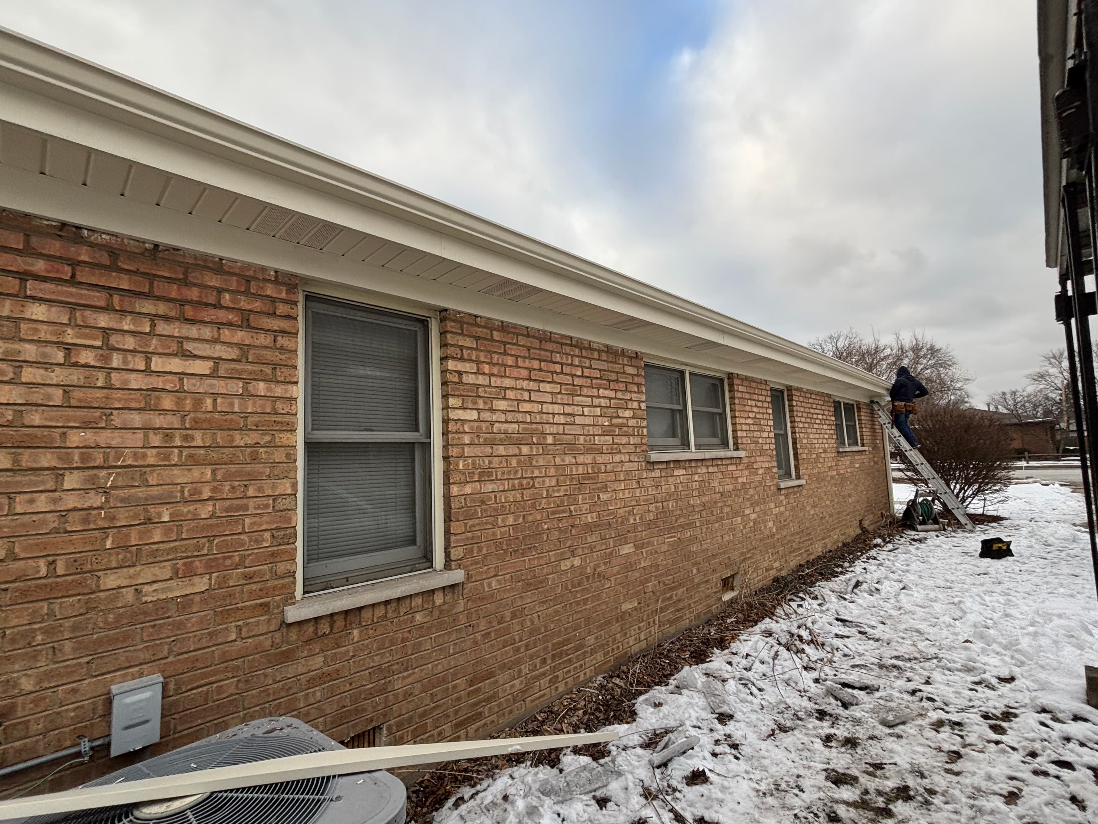 Real Gutters work — job-21